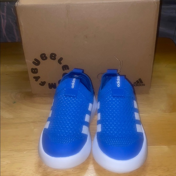 Adidas Bubble Comfys - Picture 1 of 3